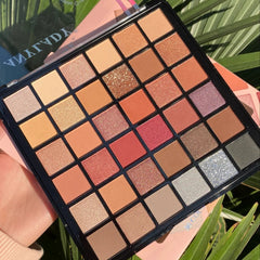 Any lady Obsess Over Eyes Full Dimension Eyeshadow Palette