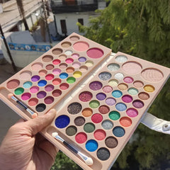 True Match Fit Me Beauty Book All-in-One Folding Highlighter Blush & Eyeshadow Palette