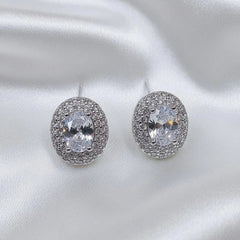 Zarcoon Trendy Stud Tops – Elegant Everyday Earrings