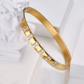 Stainless Steel anti turnish stone Cuff