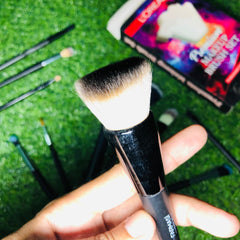L'ORÈAL Premium Makeup 13 pcs Brush Set