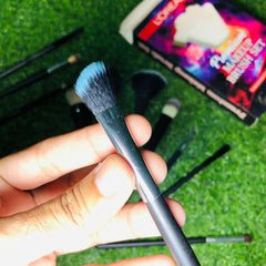L'ORÈAL Premium Makeup 13 pcs Brush Set