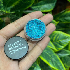 MAC Glitter Eyeshadow – Dazzling Sparkle & Intense Pigmentation