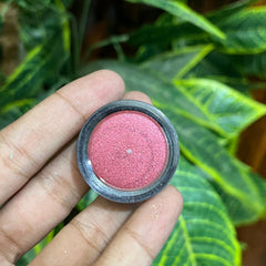 MAC Shimmer Eye Paint – Intense Shine & Bold Color