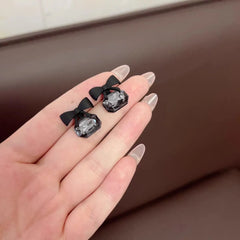 Elegant Black Crystal Bow Knot Stud Earrings