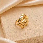 Gold Wave Grooved Ring