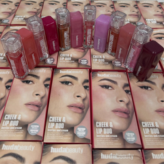 HUDA BEAUTY Berries and Cream Cheek & Lip Duo