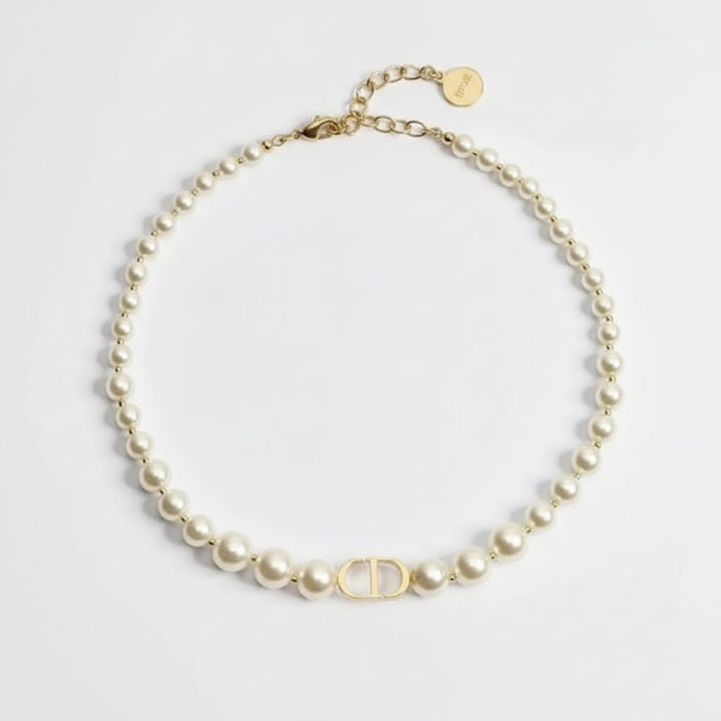 Dior Montaigne Short Necklace
