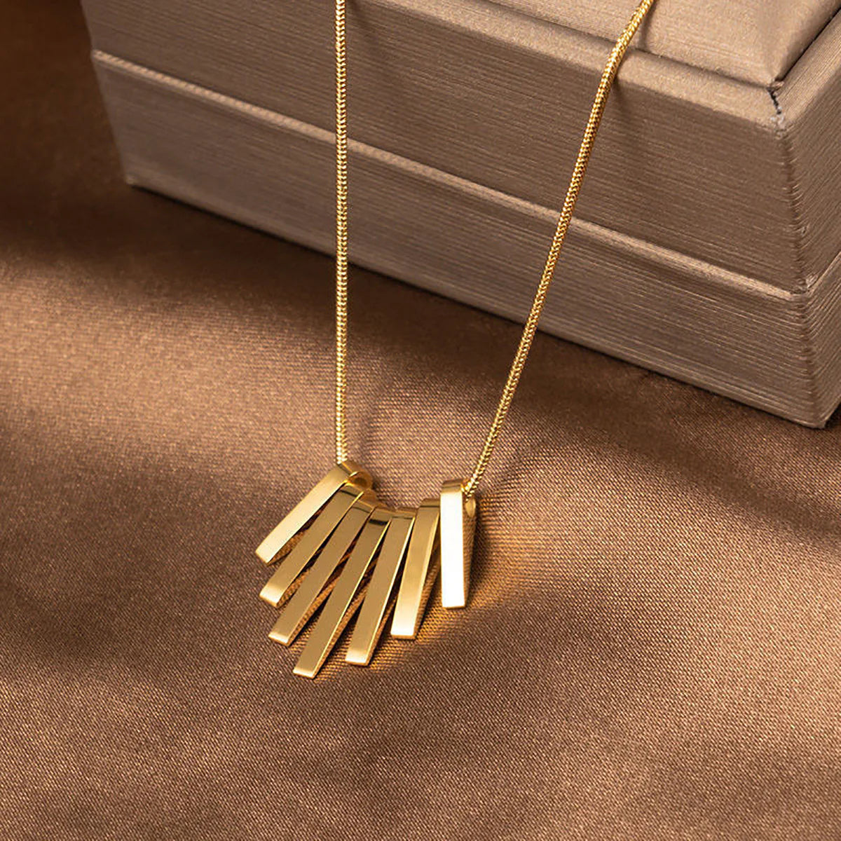 Stainless Steel Geometry String Sector Shape Pendant