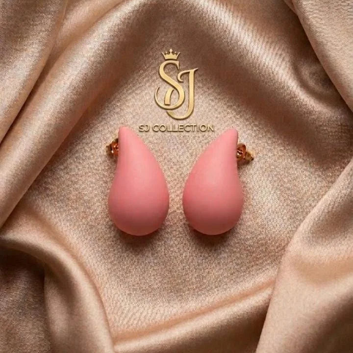 Elegant  Teardrop Stud Earrings 