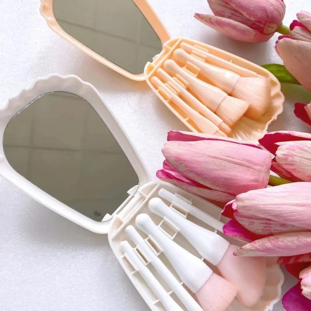 Shell Brushes Set - Random