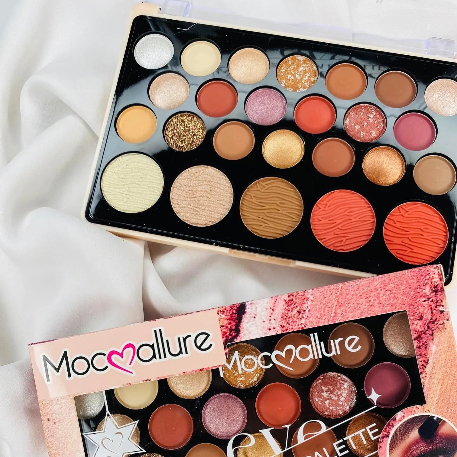 Mocallure Eyeshadow + Blush Palette - 20 Colors