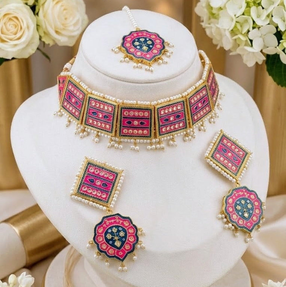 Mena pal Choker Necklace