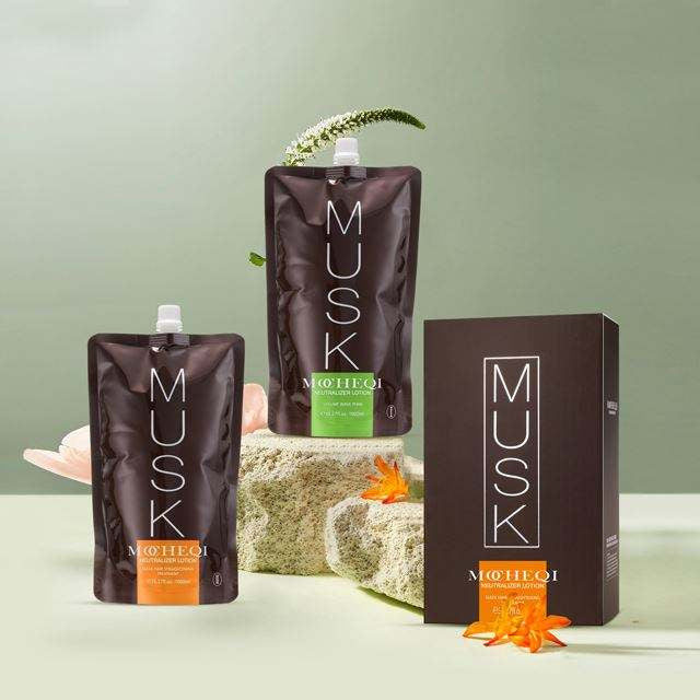 MOCHEQI Musk professional hair straightening cream and neutralizer lotion kit - 120ml