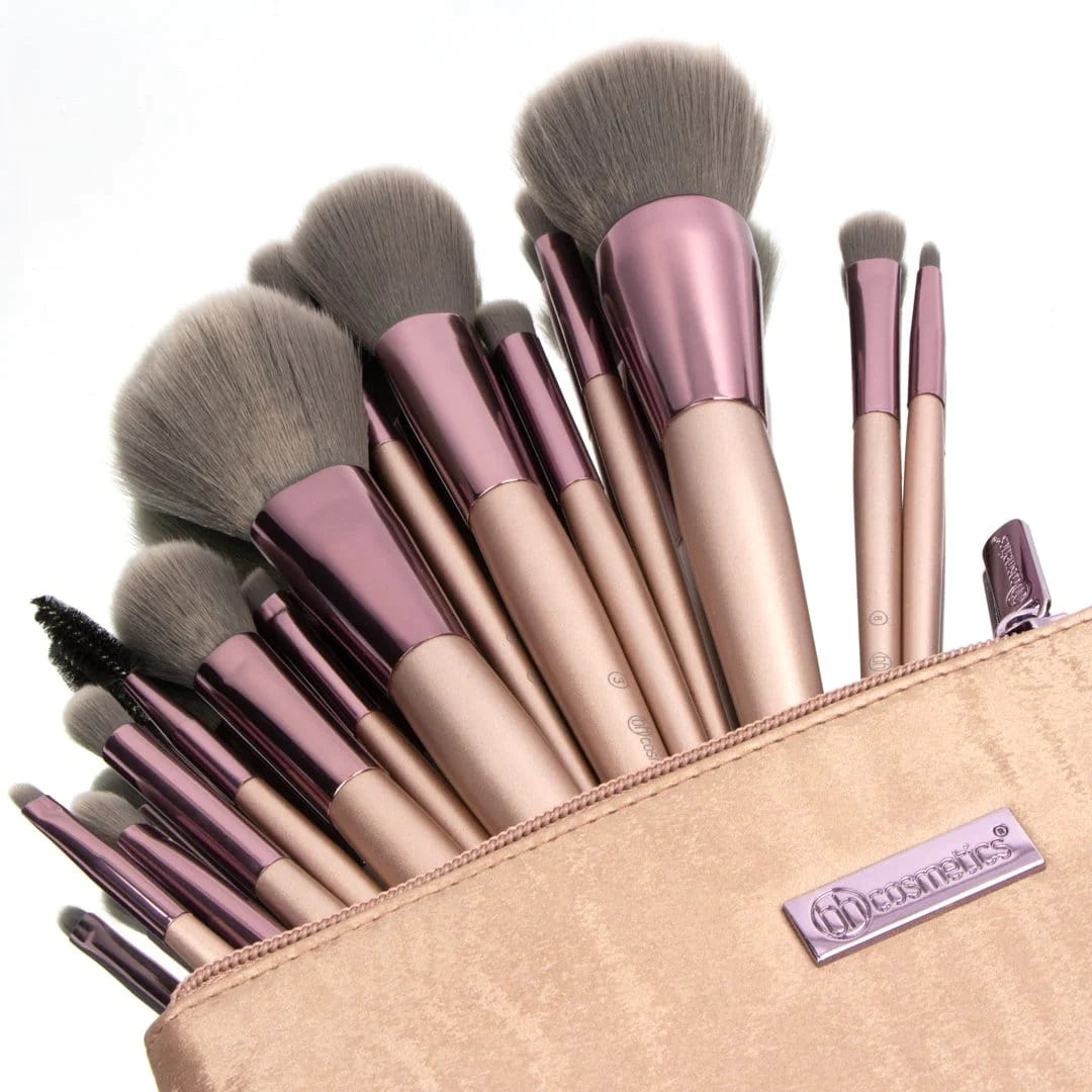 BH Cosmetics Lavish Brush Set With Cosmetic Bag - 15 Pcs