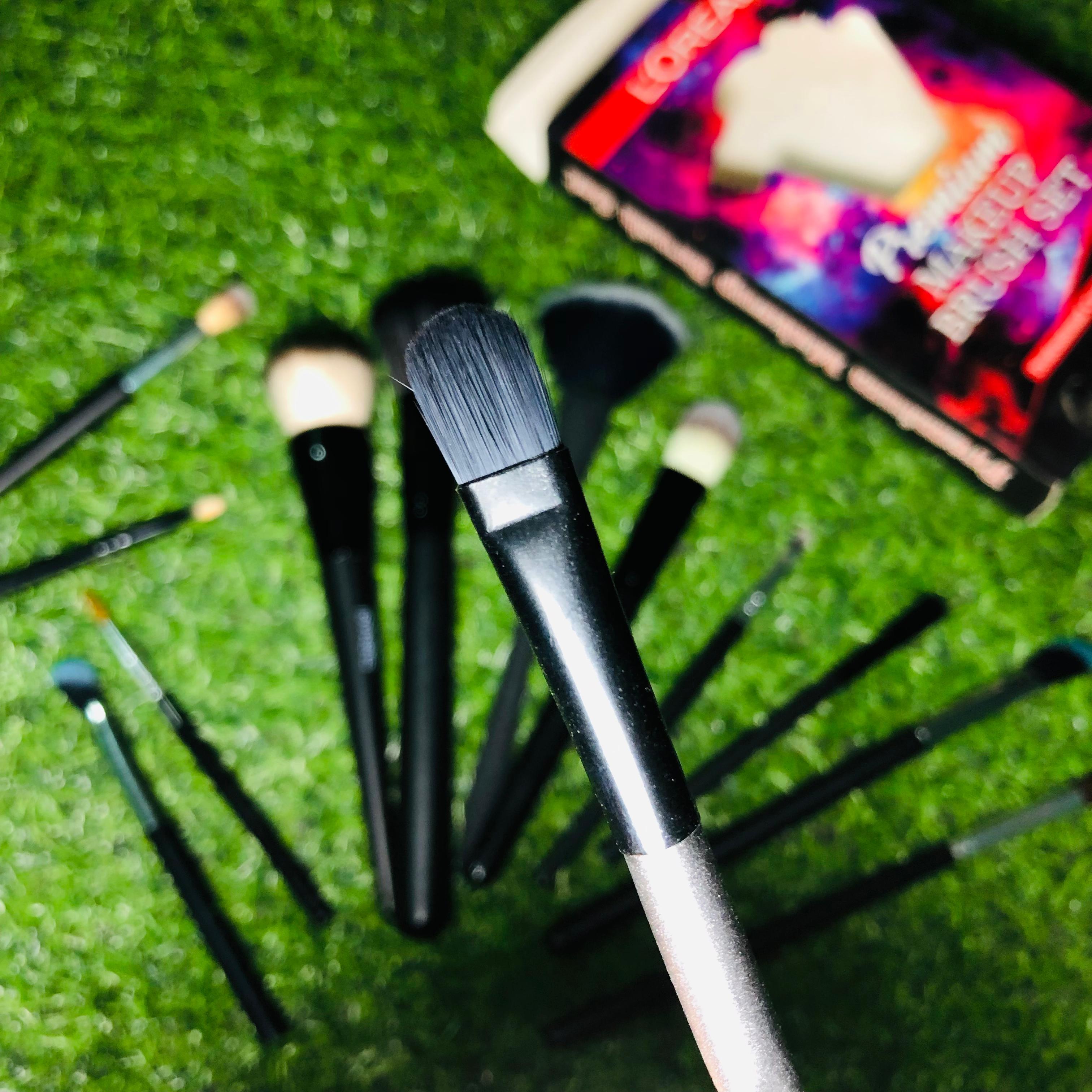 L'ORÈAL Premium Makeup 13 pcs Brush Set