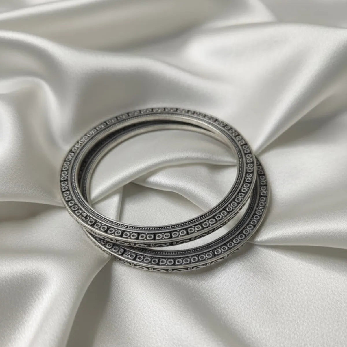 Alfirk Round Oxidised Bangle - Each Set