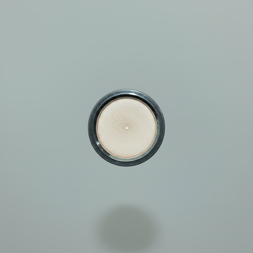 MAC Shimmer Eye Paint – Intense Shine & Bold Color