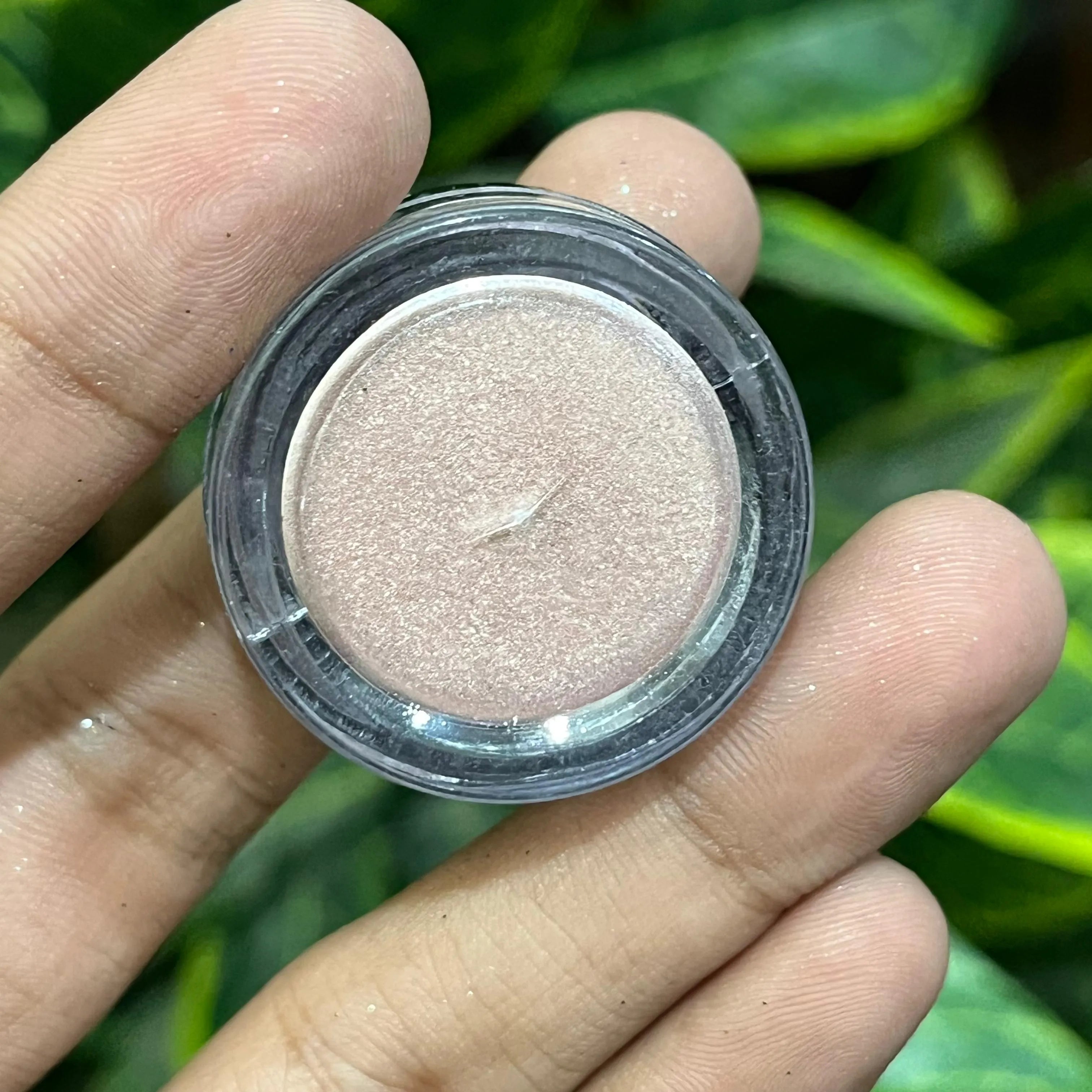 MAC Dust Eyeshadow