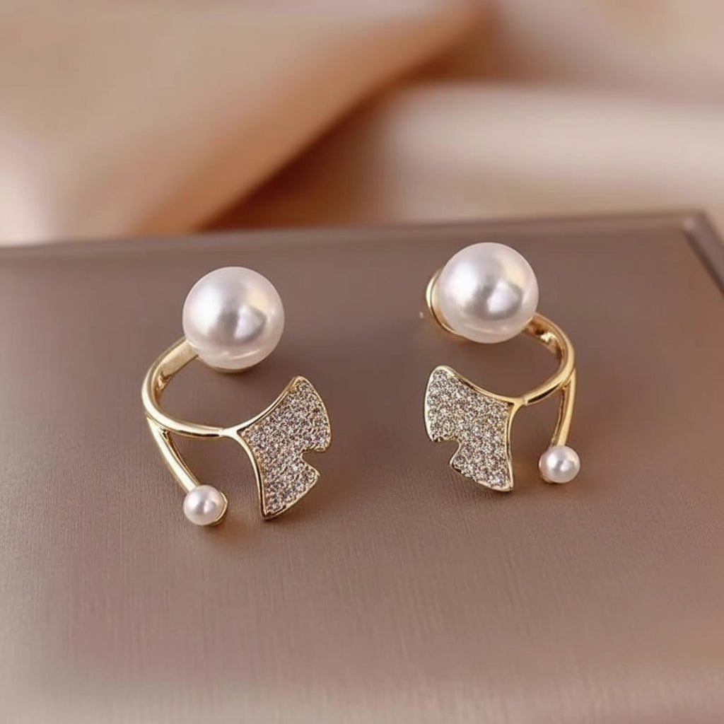Mermaid Tail Pearl Stud Earrings - Each
