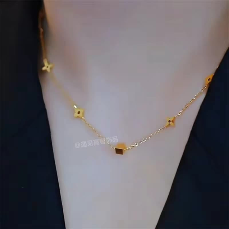 Stainless Steel Small Square Leaf Clover Pendant Necklace