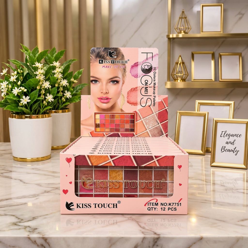 Kiss Touch Focus On Me Makeup Kit