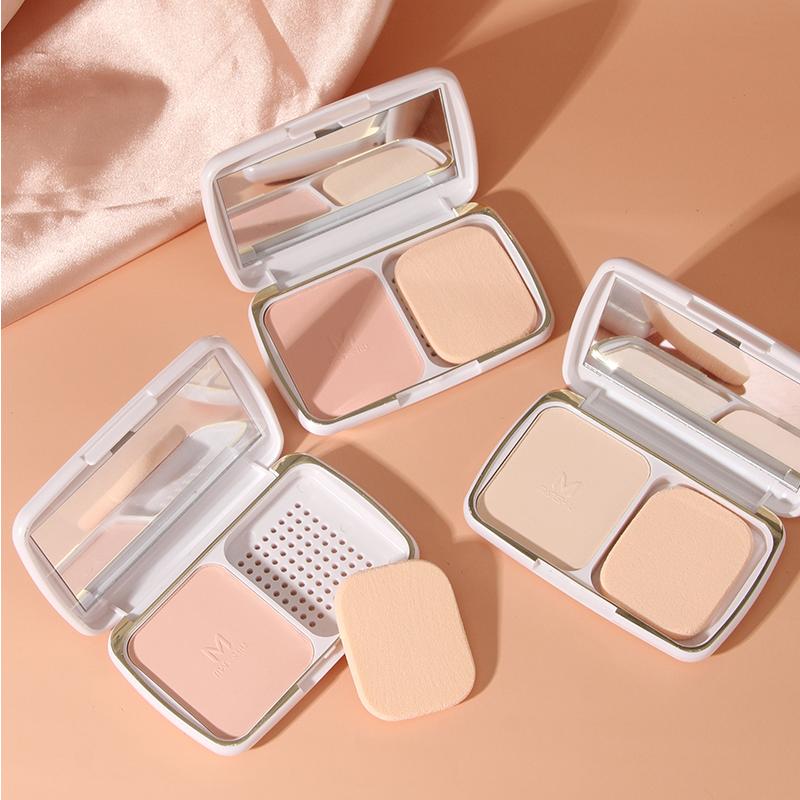 Mansly Smooth Velvet Pressed Powder & Finishing Compact
