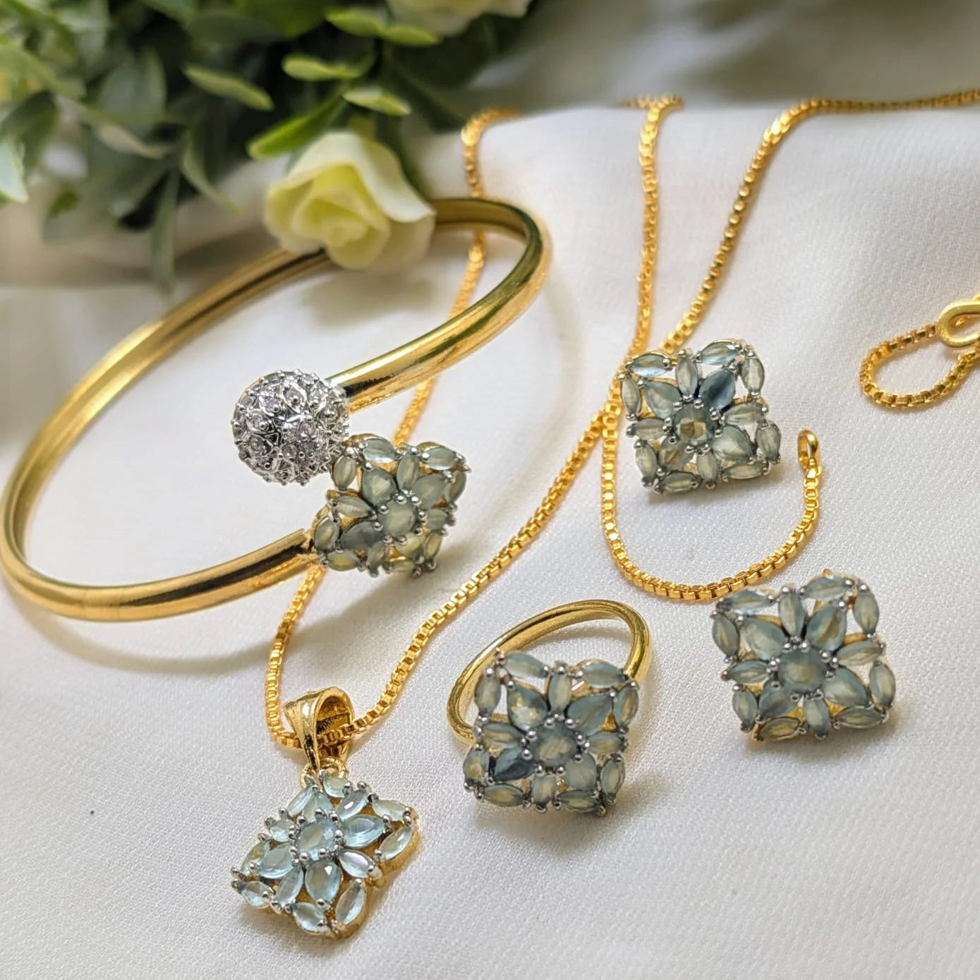 Zircon Combo Set AD – Adjustable Ring & Kara