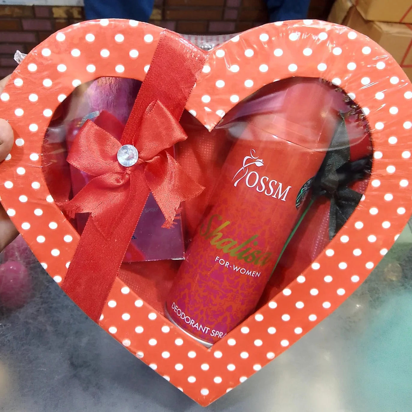 Heart Shape Gift Pack 2 Pcs Perfume 35ml + 200ml Body Spray Set