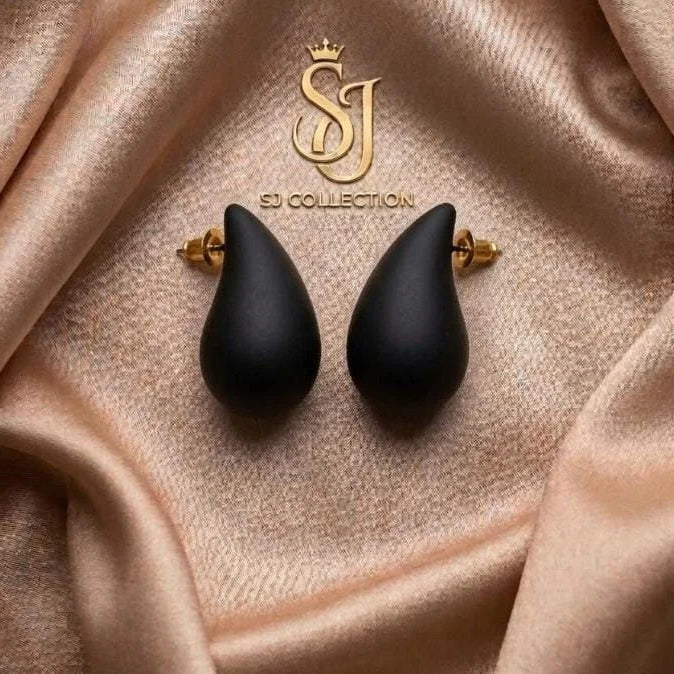 Elegant  Teardrop Stud Earrings 