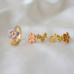 Golden Enamel Cluster Flower Ring
