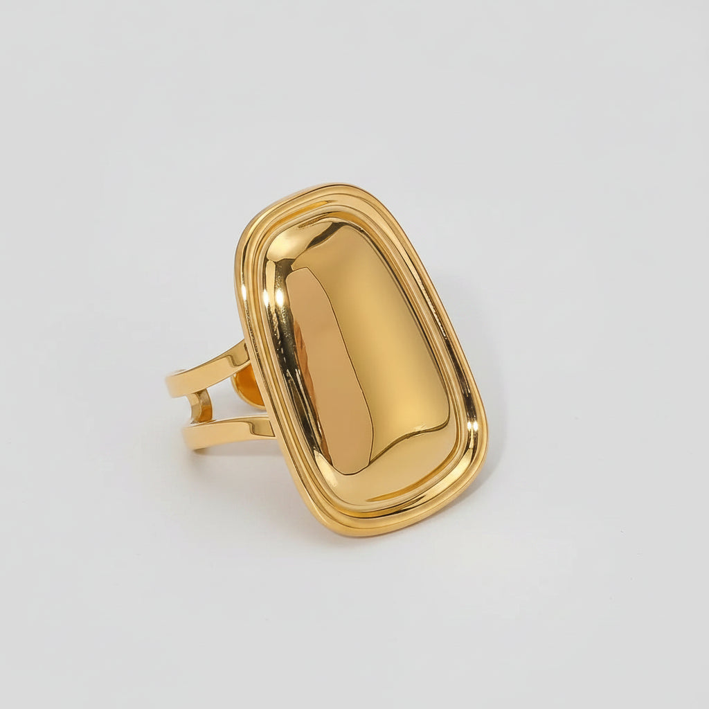 Gold Smooth Oval Chunky Statement Free Size Ring – Each