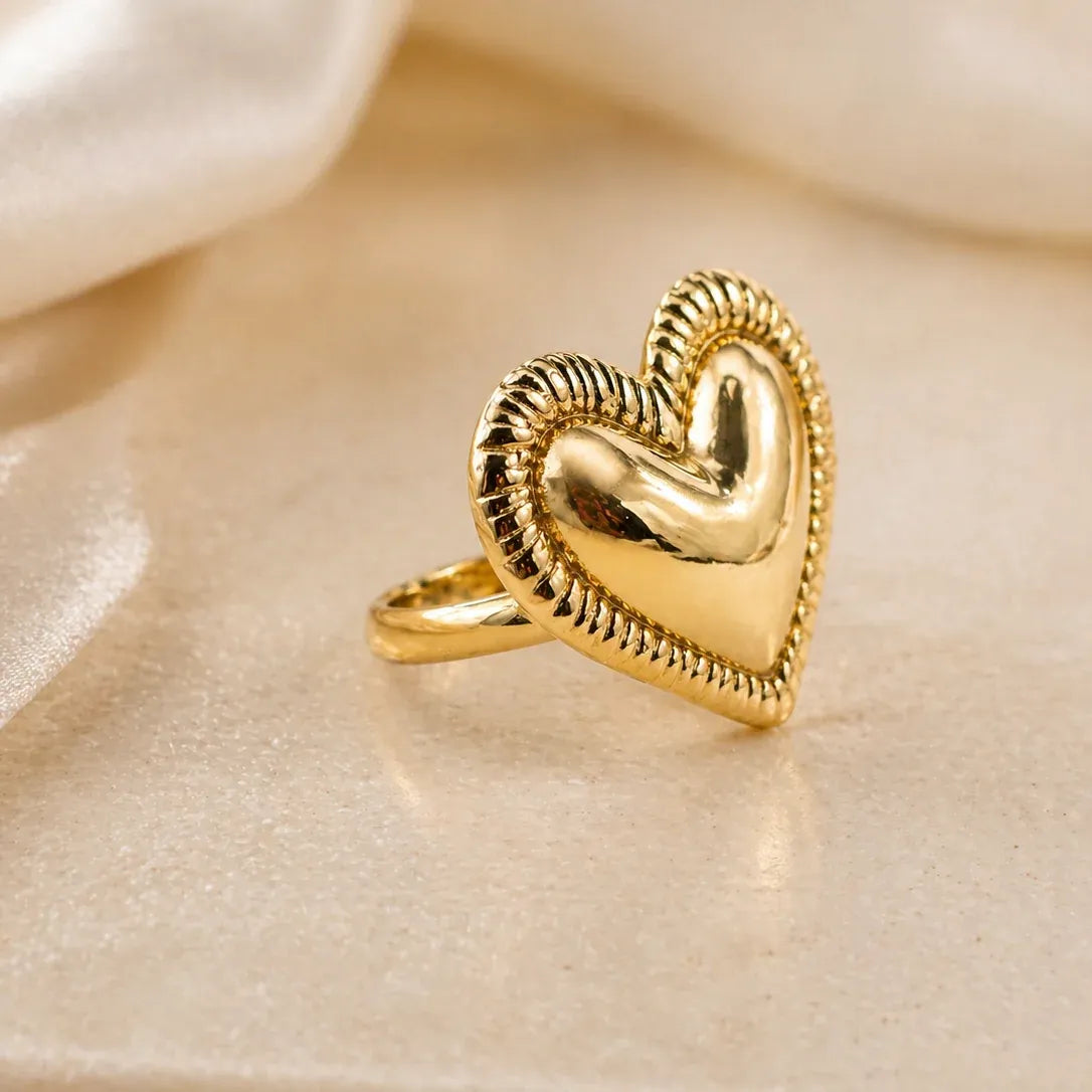 Gold Puffy Heart Rope Border Ring