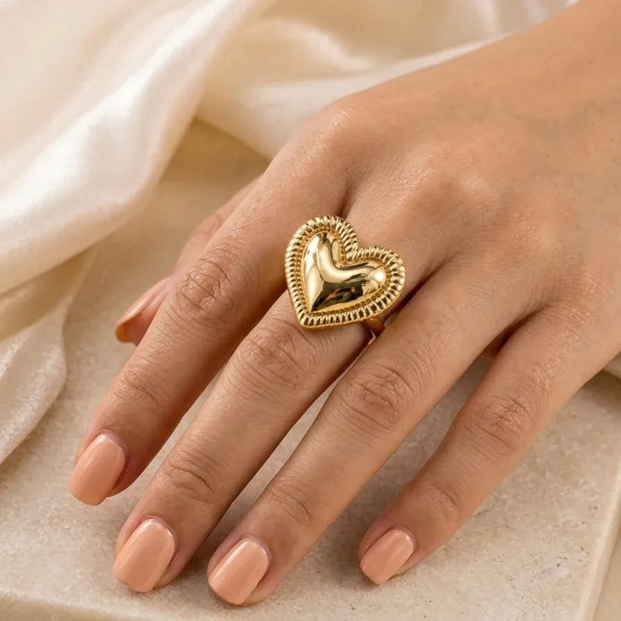 Gold Puffy Heart Rope Border Ring