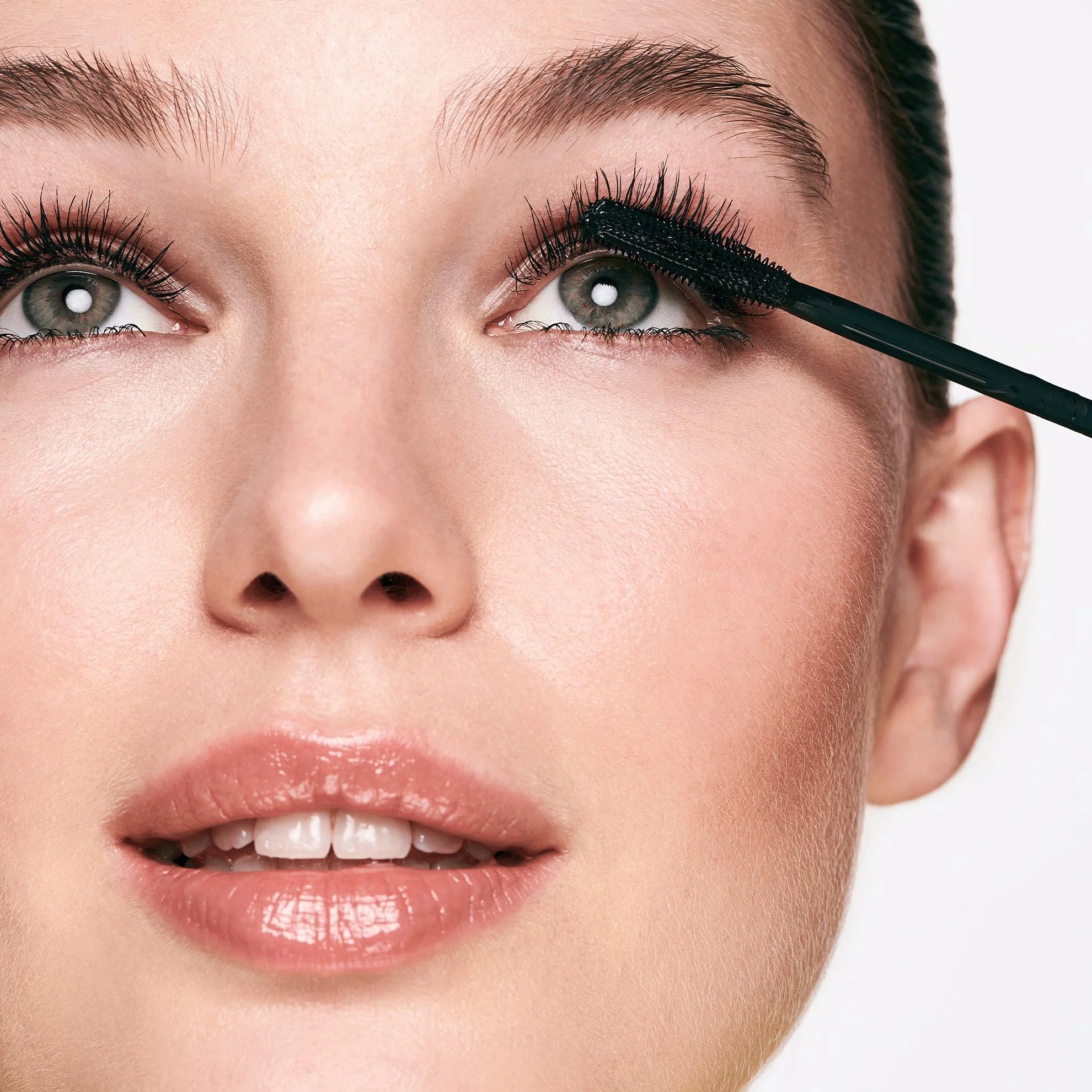 Oriflame The ONE 5-in-1 Wonder Lash Ultra Mascara Waterproof - Black